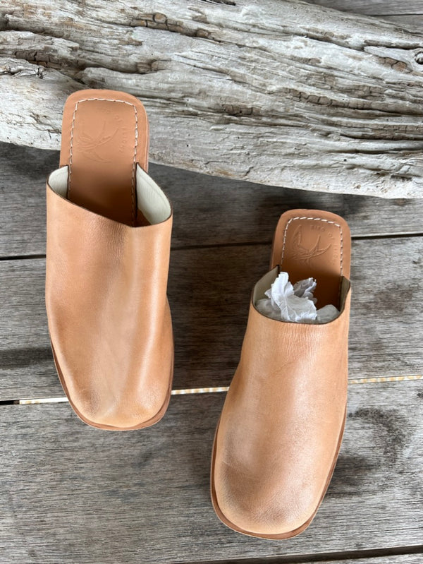 SAMPLE SALE: soft leather mules.  Super comfy!!  Natural Size 6.5